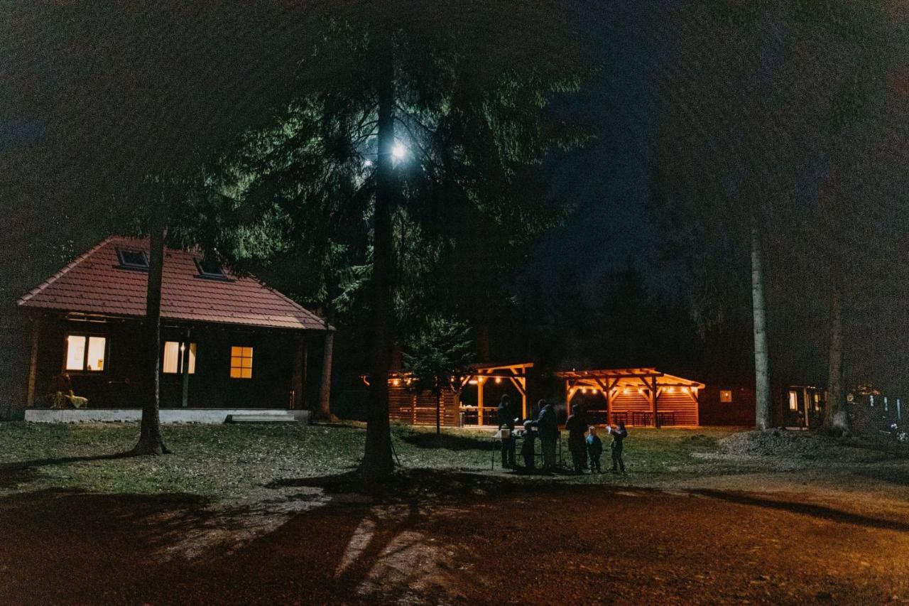 Tusnad Camping Беїле-Тушнад Екстер'єр фото