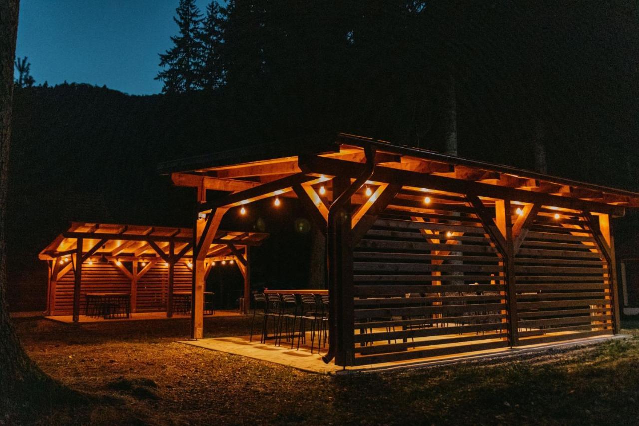 Tusnad Camping Беїле-Тушнад Екстер'єр фото