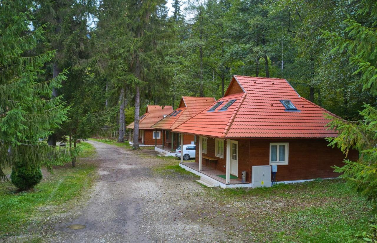 Tusnad Camping Беїле-Тушнад Екстер'єр фото